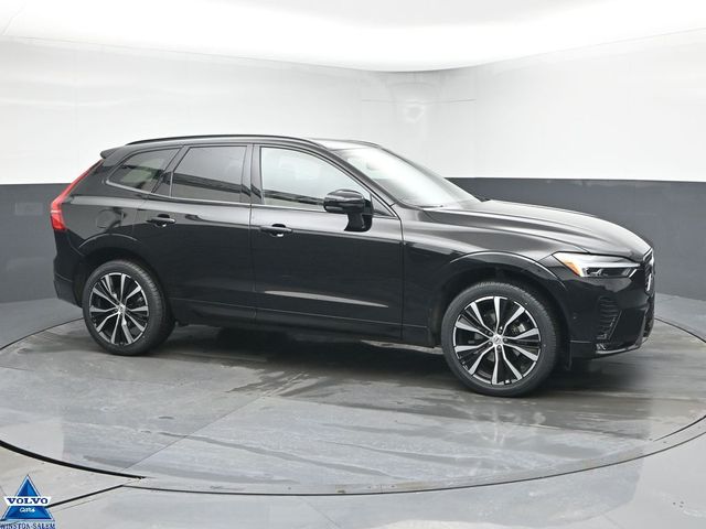2023 Volvo XC60 B5 Plus Dark Theme AWD