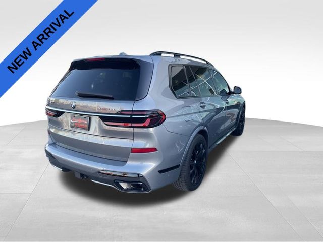 2023 BMW X7 xDrive40i 4