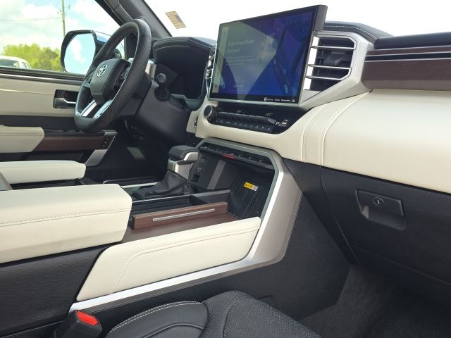 2022 Toyota Tundra Hybrid Capstone:168720A