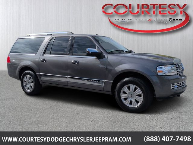 Sterling Gray Metallic 2013 Lincoln Navigator SUV / Crossover 4X2 6-Speed Automatic Overdrive