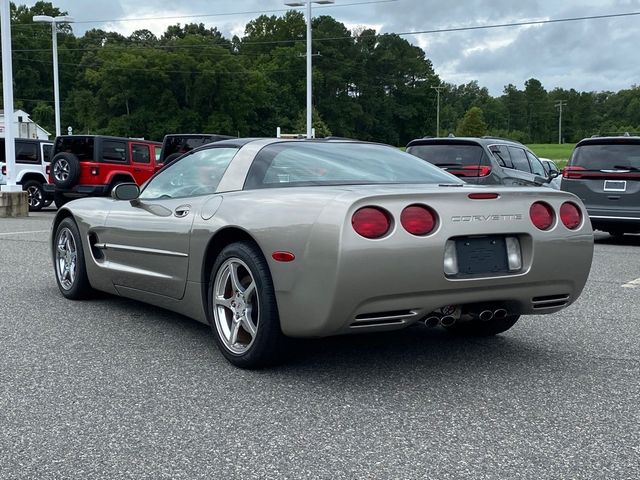 2001 Chevrolet Corvette Base 4