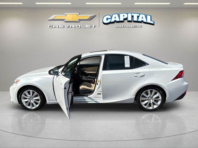 Used 2014  Lexus 250 image 9
