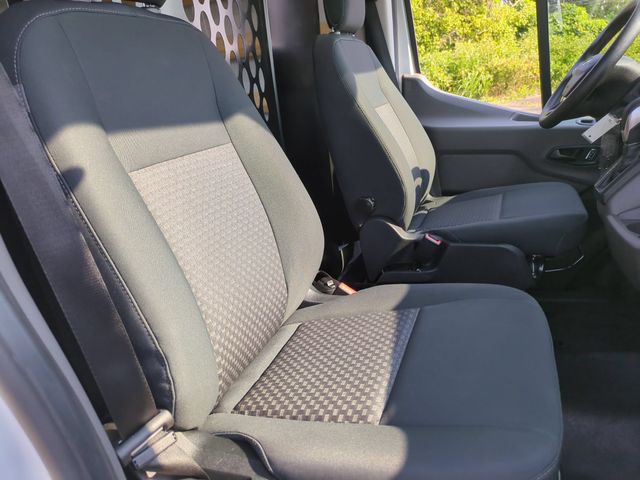 Used 2025 White Ford Base image 31