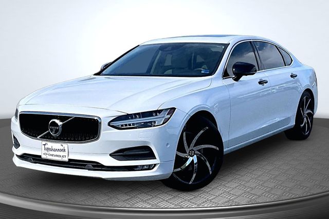 2018 Volvo S90 T6 Momentum AWD