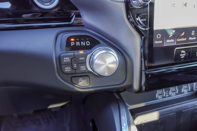 1500 Crew Cab Laramie
