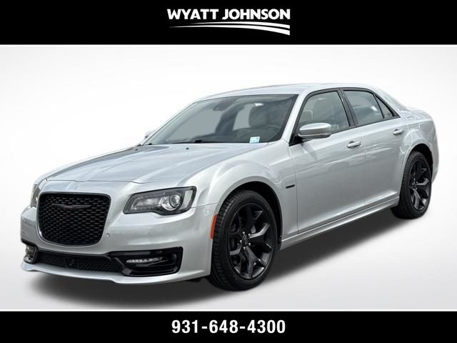 Silver Mist Clearcoat 2021 Chrysler 300 S V8 RWD Sedan Rear-Wheel Drive 8-Speed Automatic
