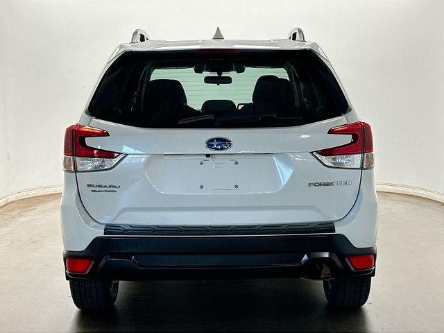 2021 Subaru Forester Premium White at Spitzer Acura