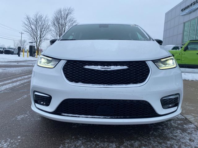 2026 Chrysler Pacifica Select - Bright White Clearcoat exterior view 2