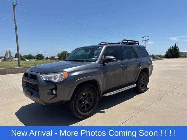 Magnetic Gray Metallic 2018 Toyota 4Runner SR5 Premium SUV / Crossover 4X2 5-Speed Automatic Overdrive