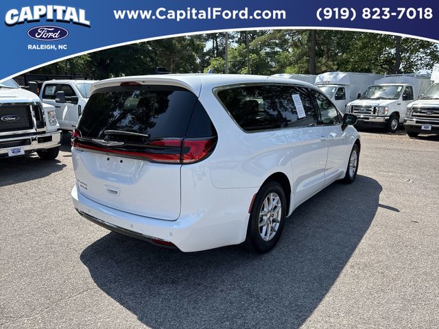Used 2024 White Chrysler Touring L image 8