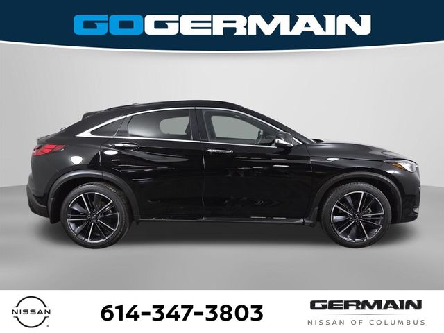 Used 2023 Black INFINITI LUXE image 6
