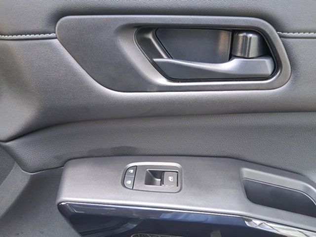 Used 2025 Nissan Pathfinder SUV