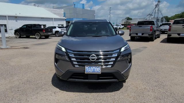 2024 Nissan Rogue SV - 3