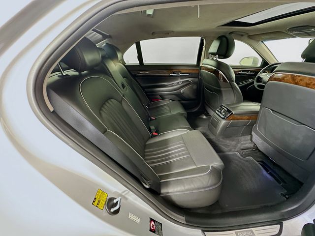 Thumbnail: 2017 Genesis G90 - 28