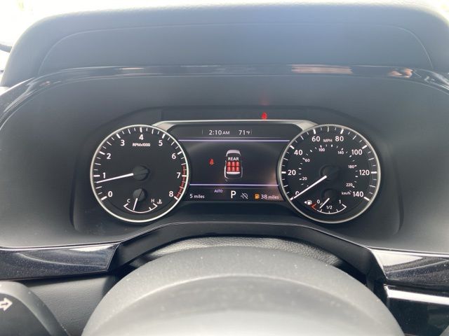 2025 Nissan Pathfinder SV photo