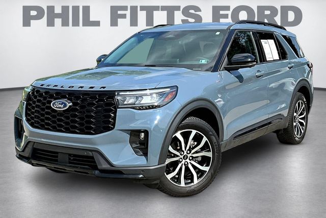 2025 Ford Explorer ST-Line - 2