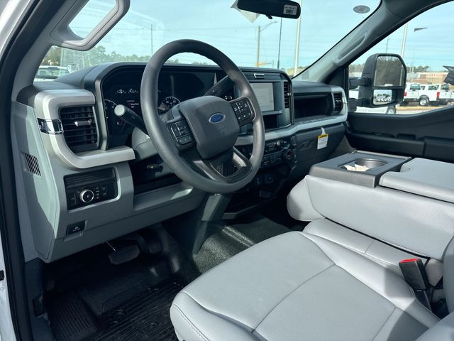 New 2026 Oxford White Ford F-450® XL image 13