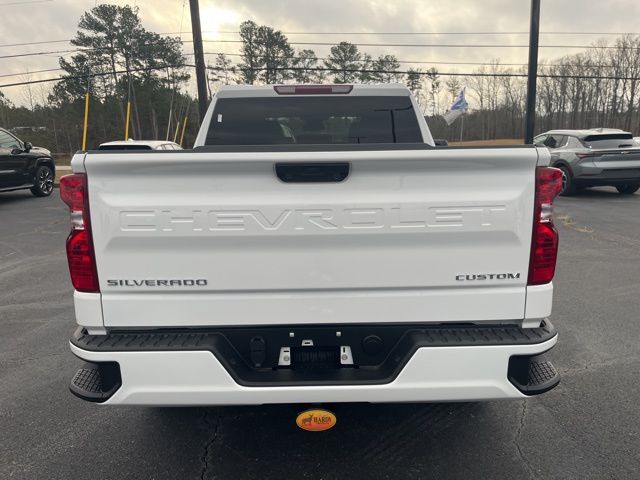 2026 Chevrolet Silverado 1500 Custom:45220