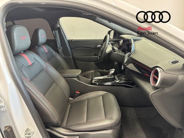 Used 2025 White Chevrolet 2RS image 32