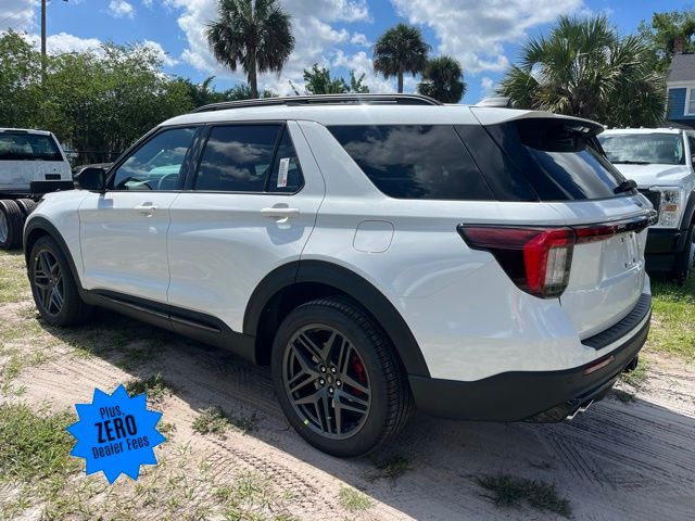 2025 Ford Explorer ST photo