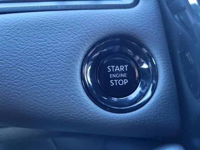 New 2026 White Nissan PRO-4X image 24