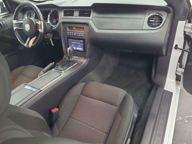 2014 – Ford – Mustang