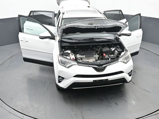 2018 Toyota RAV4 XLE 53