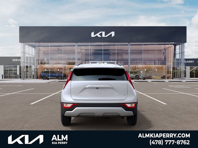 2025 Kia Niro LX photo 5