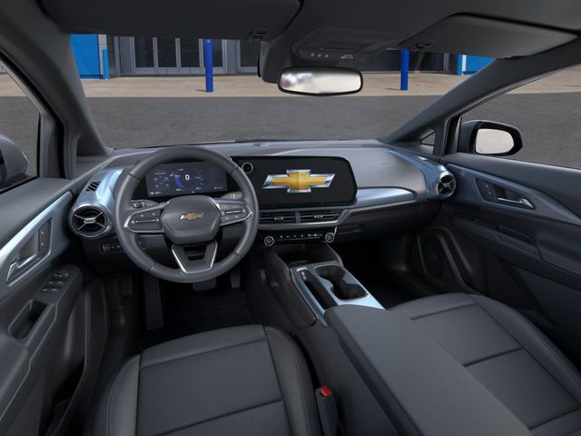 2025 Chevrolet Equinox EV LT photo