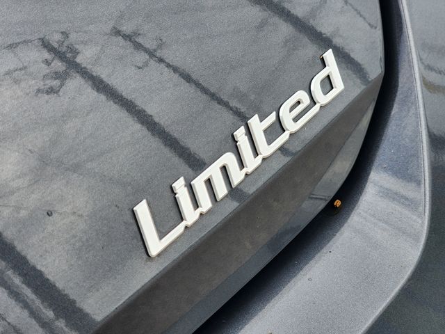 2024 Hyundai Elantra Limited Gray at Classic Elite Chevrolet Hwy 6