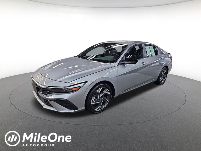 used 2025 Hyundai Elantra Hybrid car, priced at $24,711