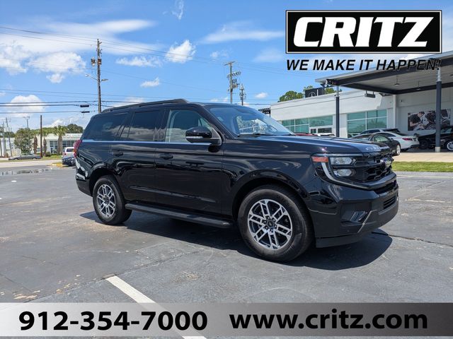 Black Metallic 2025 Ford Expedition SUV / Crossover 4X2 Automatic