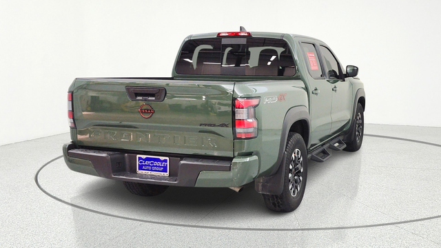 View vehicle photo 6