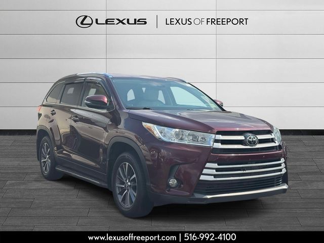 Ooh La La Rouge Mica 2019 Toyota Highlander SUV / Crossover All-Wheel Drive 8-Speed Automatic