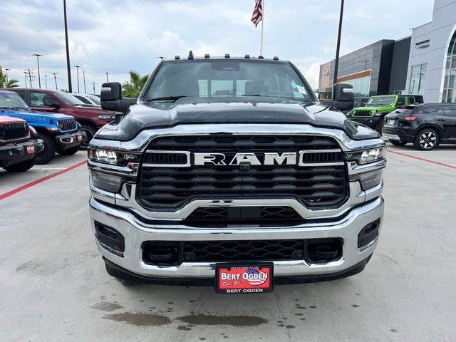 2026 RAM 2500 Tradesman - Photo 2