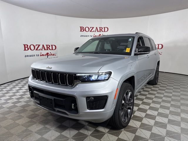 2022 Silver Zynith Jeep Grand Cherokee L Overland RWD SUV