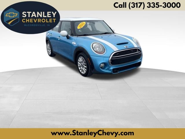 2015 MINI Cooper S 4-Door Hatchback FWD
