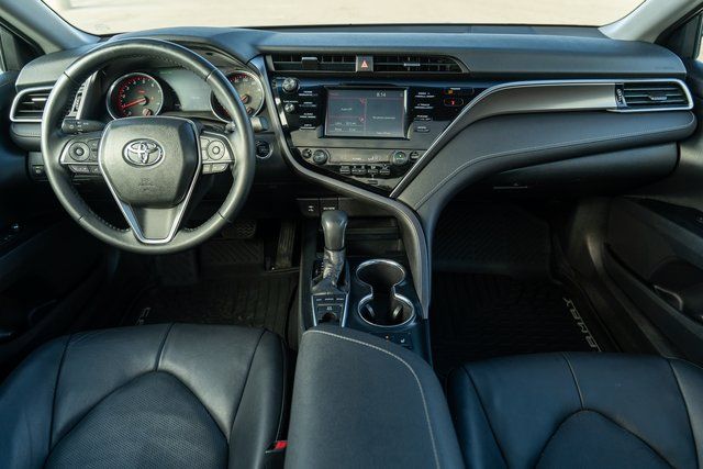 2018 Toyota Camry XSE 14