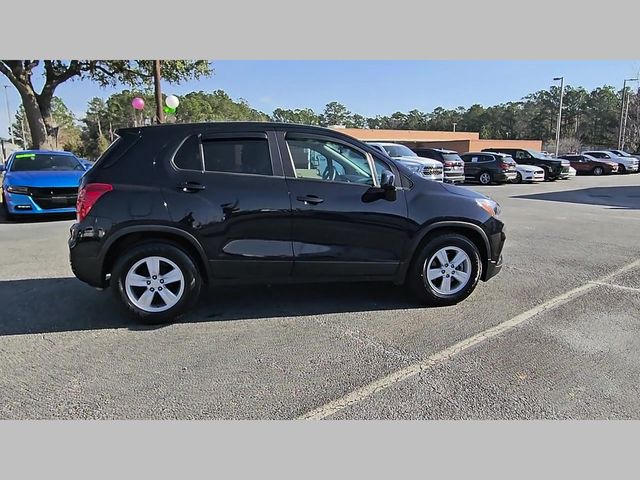 2022 Chevrolet Trax FWD LS