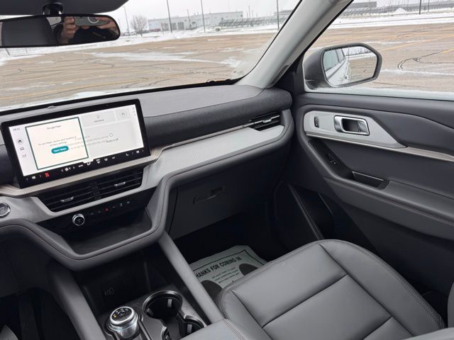 2026 Ford Explorer Active (200A)