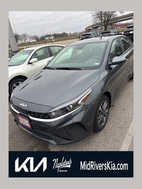 2024 Kia Forte LXS FWD