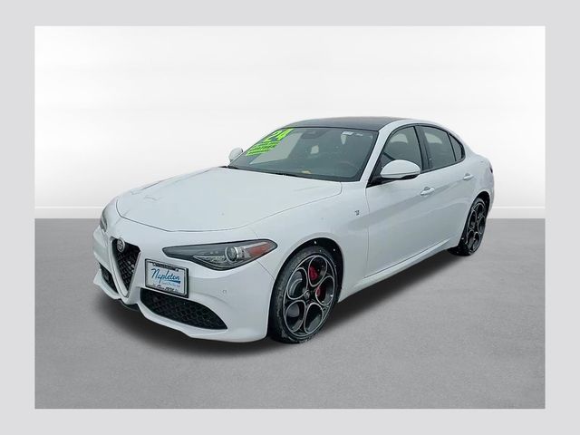 Alfa White 2023 Alfa Romeo Giulia Ti AWD Sedan All-Wheel Drive 8-Speed Automatic