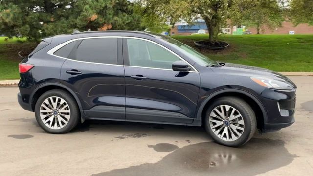 2021 Ford Escape Titanium Hybrid 9