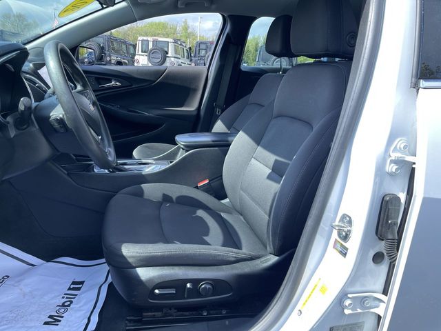 Used 2019 Chevrolet Malibu For Sale in New Hudson, MI
