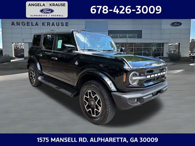 2026 Ford Bronco Outer Banks