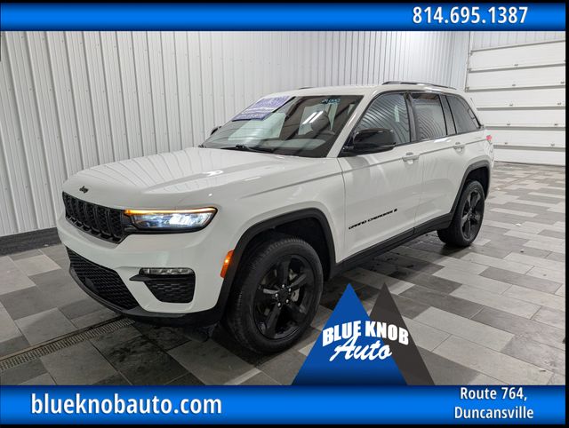 Bright White Clearcoat 2024 Jeep Grand Cherokee SUV / Crossover Four-Wheel Drive 8-Speed Automatic