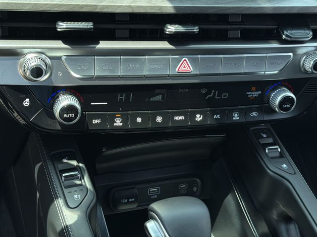 Used 2025 Black Kia EX X-Line image 26