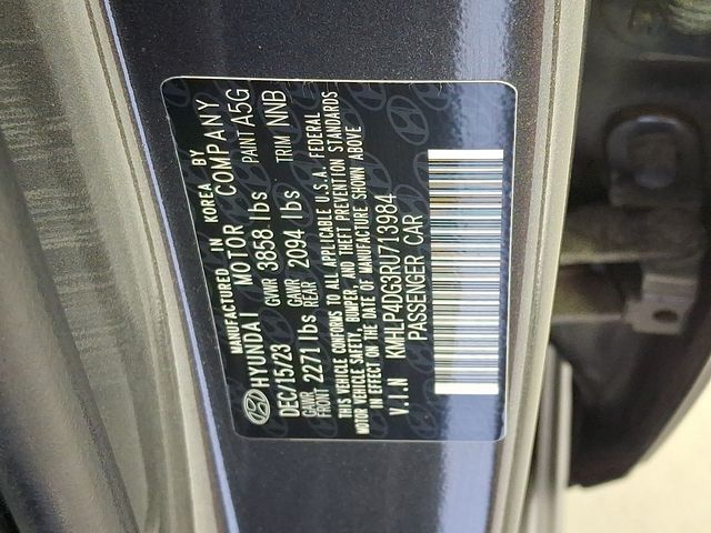 Used 2024 Hyundai Elantra Sedan