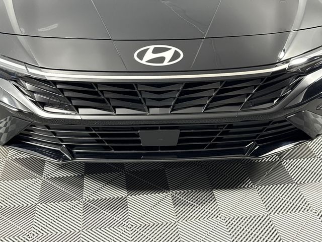 New 2025 Hyundai Elantra Hybrid For Sale in Indianapolis, IN