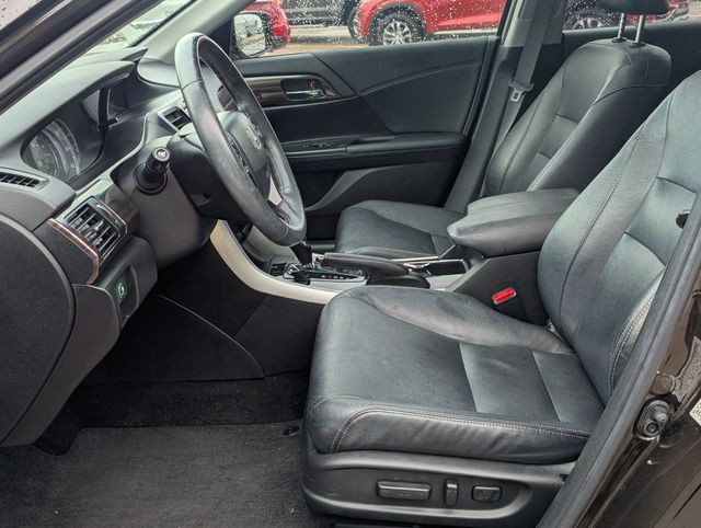 2016 Honda Accord EX-L - 11